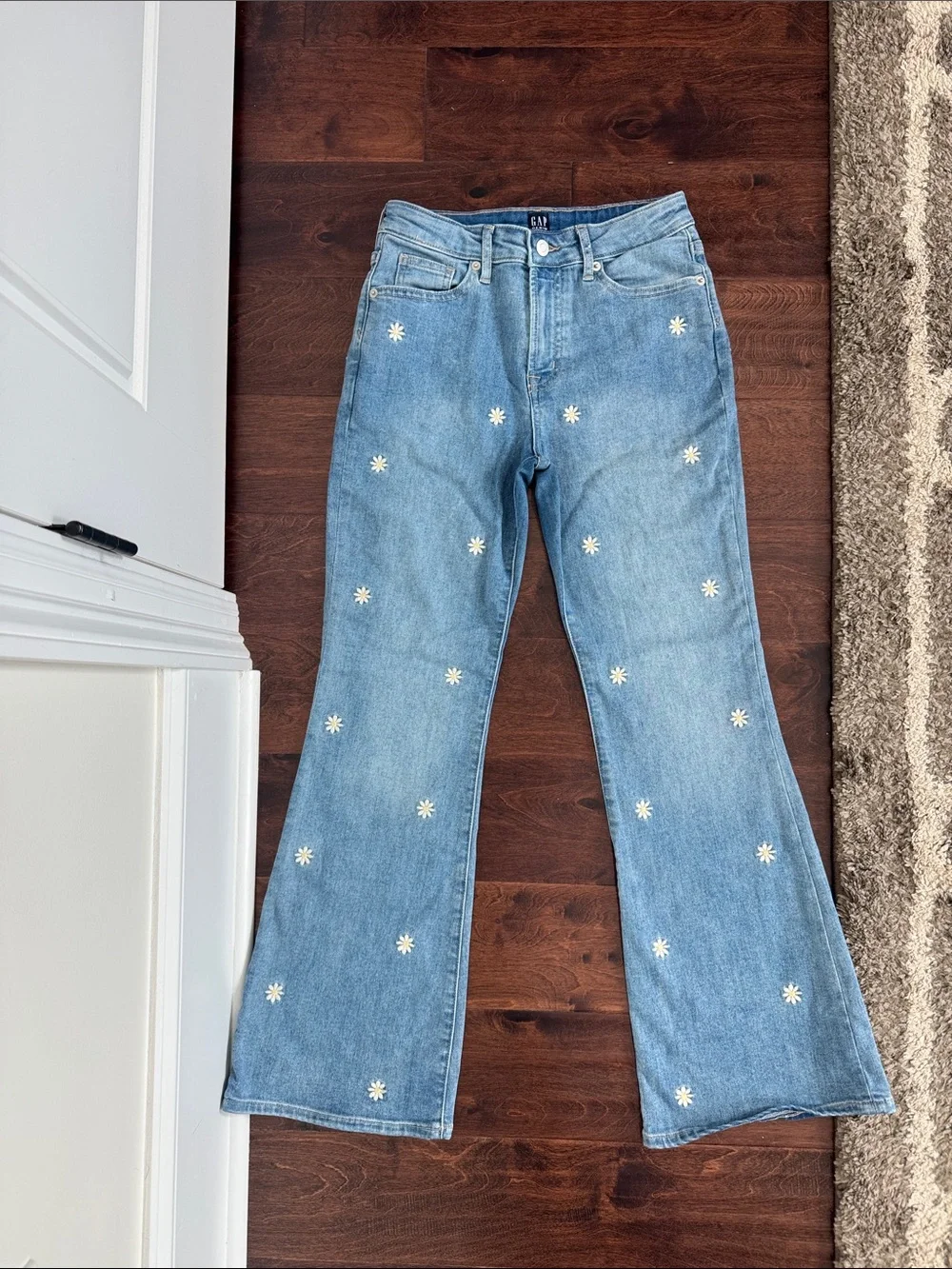 GAP 70’s Flare Jeans for Girls w/Embroidered Flowers Hippie Chick Bell Bottoms